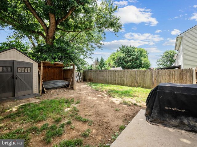 1215 JULIE CT, Woodstock, VA 22664