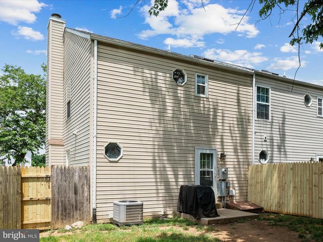 1215 JULIE CT, Woodstock, VA 22664