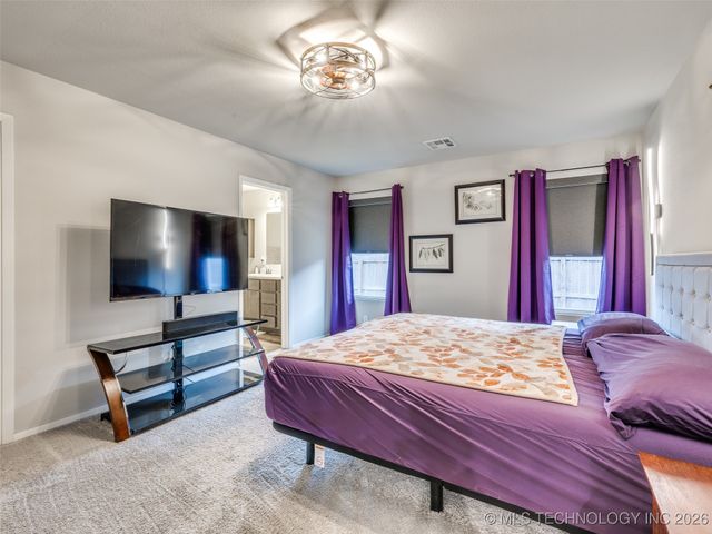 14895 S 274th East Avenue, Coweta, OK 74429