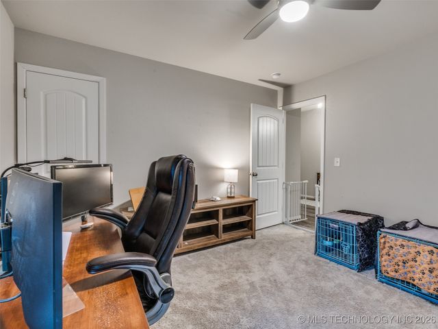 14895 S 274th East Avenue, Coweta, OK 74429