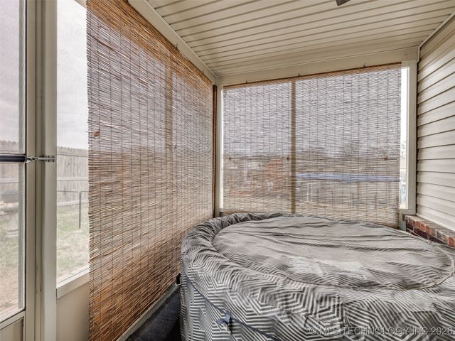 14895 S 274th East Avenue, Coweta, OK 74429