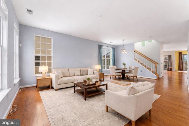 15522 JOHN DISKIN CIR, Woodbridge, VA 22191