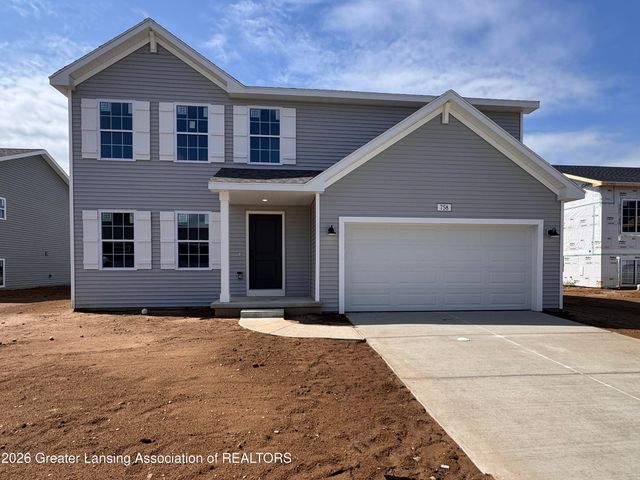 758 Saint Andrews Drive, Eaton Rapids, MI 48827
