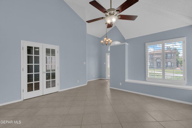 6033 LOS PUEBLOS Drive, El Paso, TX 79912