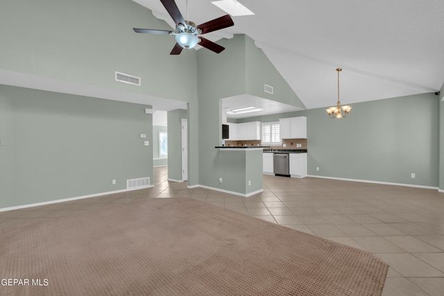 6033 LOS PUEBLOS Drive, El Paso, TX 79912