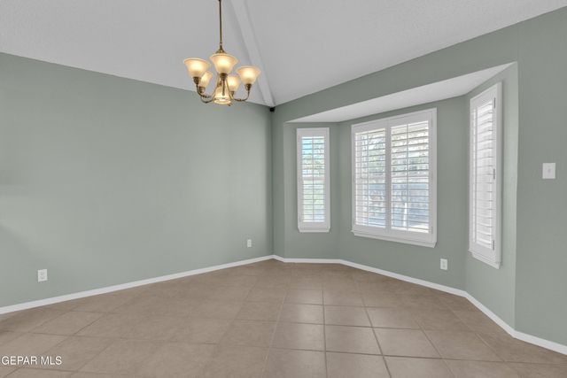 6033 LOS PUEBLOS Drive, El Paso, TX 79912