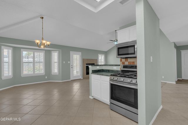 6033 LOS PUEBLOS Drive, El Paso, TX 79912