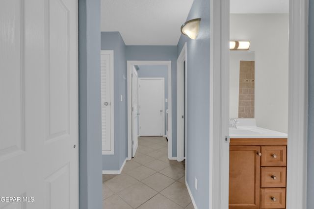 6033 LOS PUEBLOS Drive, El Paso, TX 79912