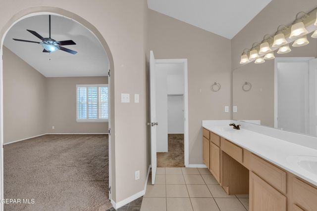 6033 LOS PUEBLOS Drive, El Paso, TX 79912