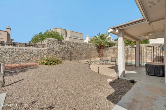 6033 LOS PUEBLOS Drive, El Paso, TX 79912