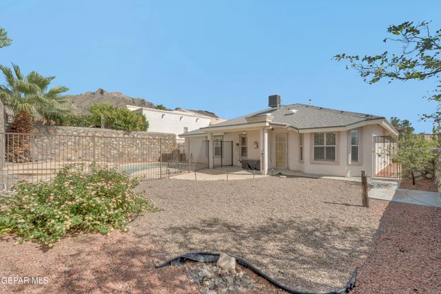 6033 LOS PUEBLOS Drive, El Paso, TX 79912