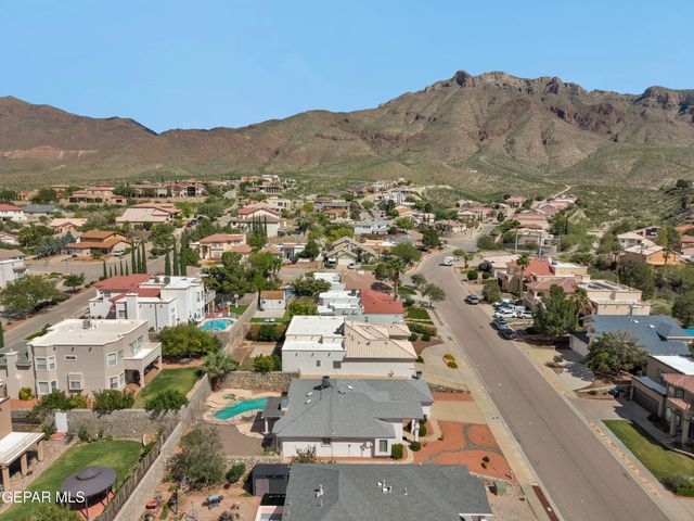 6033 LOS PUEBLOS Drive, El Paso, TX 79912