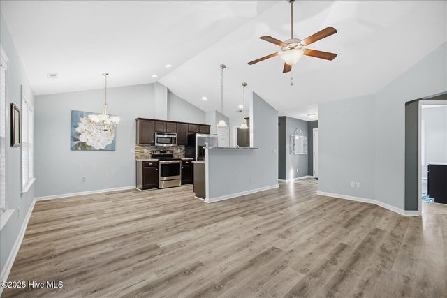 223 Chambers Street, Winnabow, NC 28479