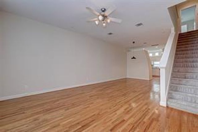 8715 Meadowcroft Drive 1804, Houston, TX 77063