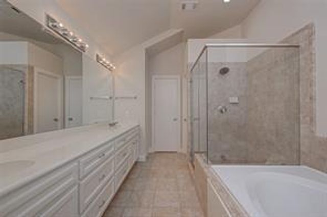 8715 Meadowcroft Drive 1804, Houston, TX 77063