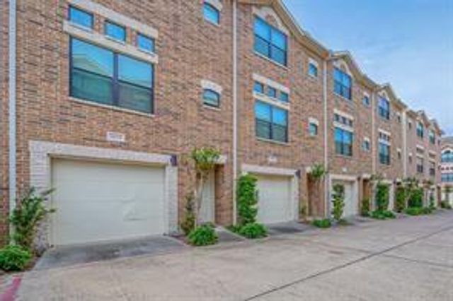 8715 Meadowcroft Drive 1804, Houston, TX 77063