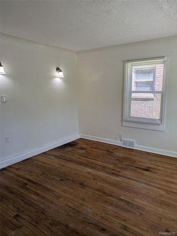 9809 Philip Street, Detroit, MI 48224