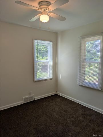 9809 Philip Street, Detroit, MI 48224