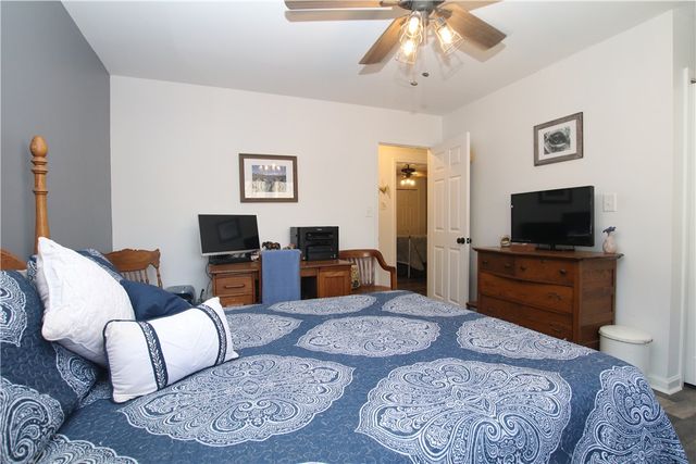 1279 Coneross Point Drive, Seneca, SC 29678