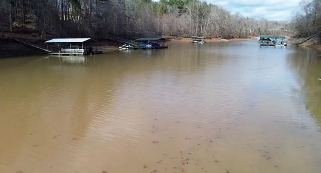 1279 Coneross Point Drive, Seneca, SC 29678