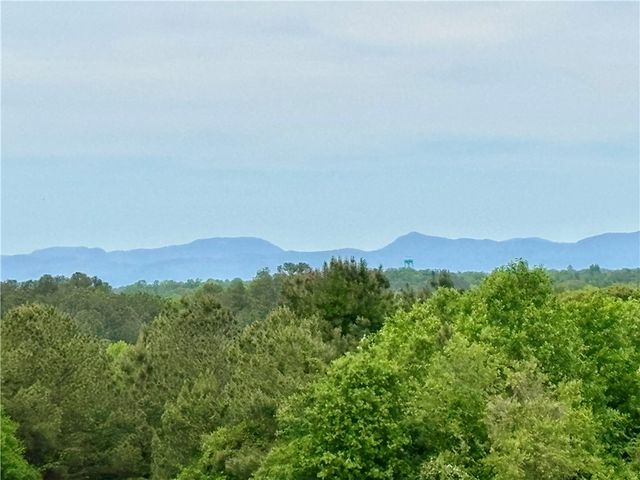 1279 Coneross Point Drive, Seneca, SC 29678