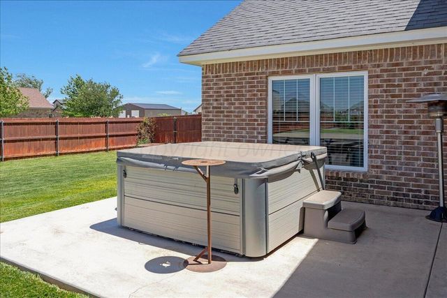 9800 W HELP Lane, Amarillo, TX 79119