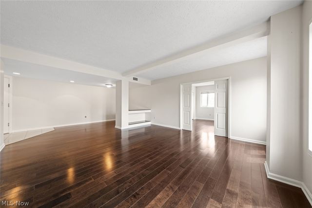 19000 Lake Road 5408, Rocky River, OH 44116