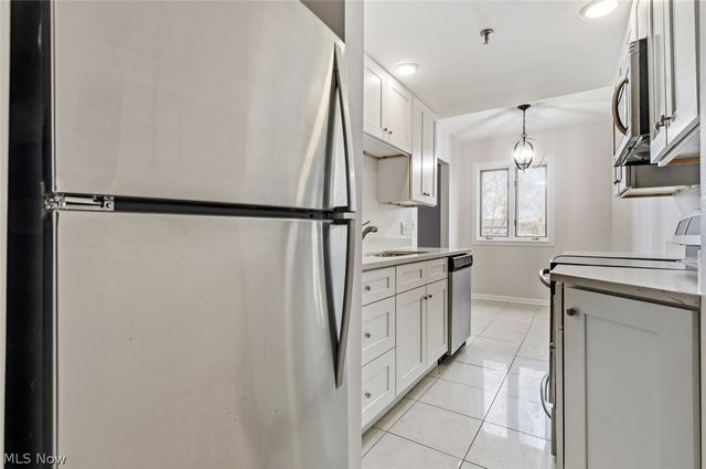 19000 Lake Road 5408, Rocky River, OH 44116