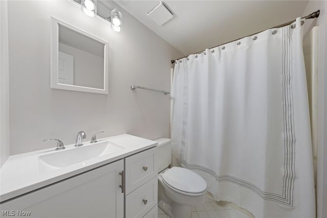 19000 Lake Road 5408, Rocky River, OH 44116