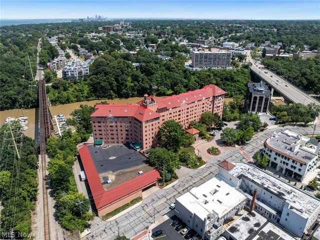 19000 Lake Road 5408, Rocky River, OH 44116