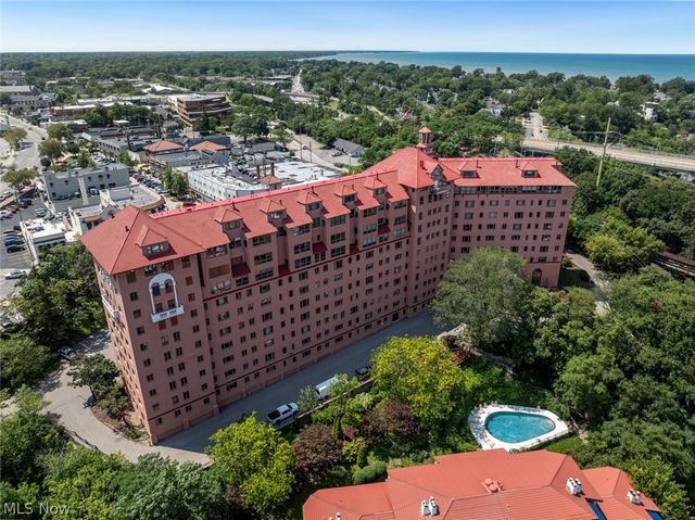 19000 Lake Road 5408, Rocky River, OH 44116