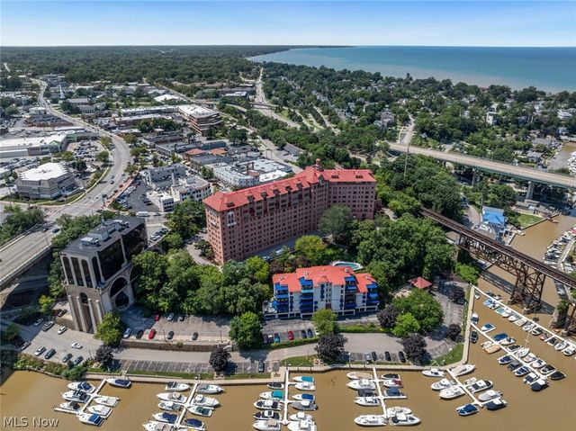 19000 Lake Road 5408, Rocky River, OH 44116