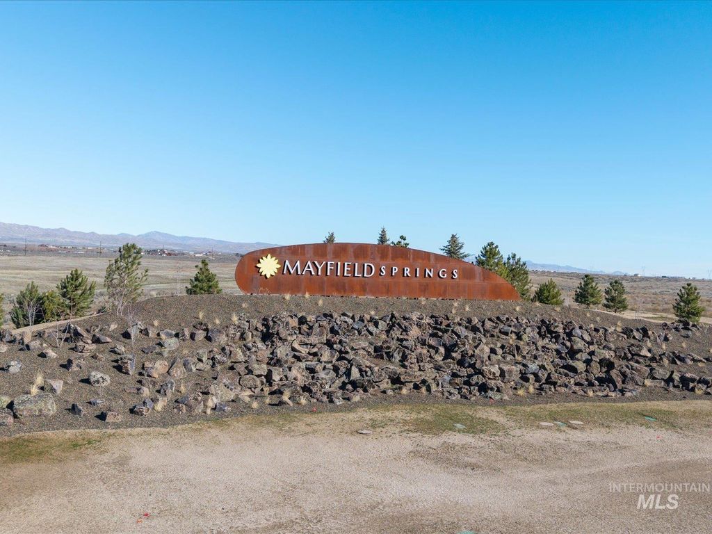 310 E Mayfield Springs Blvd, Boise, ID 83716 photo 3