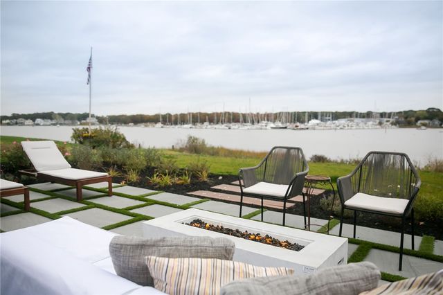 126 Riverside Drive 1, East Providence, RI 02915
