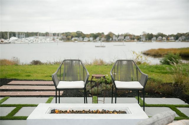 126 Riverside Drive 1, East Providence, RI 02915