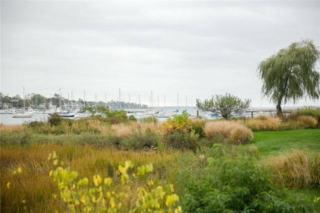 126 Riverside Drive 1, East Providence, RI 02915