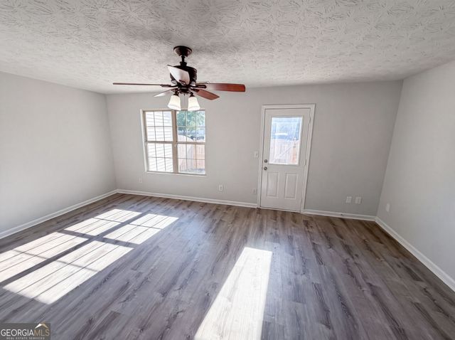 7202 Gotland Street, Union City, GA 30291