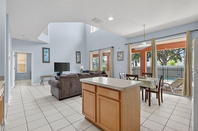 928 SOLANA CIRCLE, Davenport, FL 33897