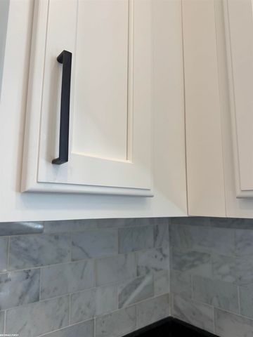 6037 Trailside Drive, Washington, MI 48094