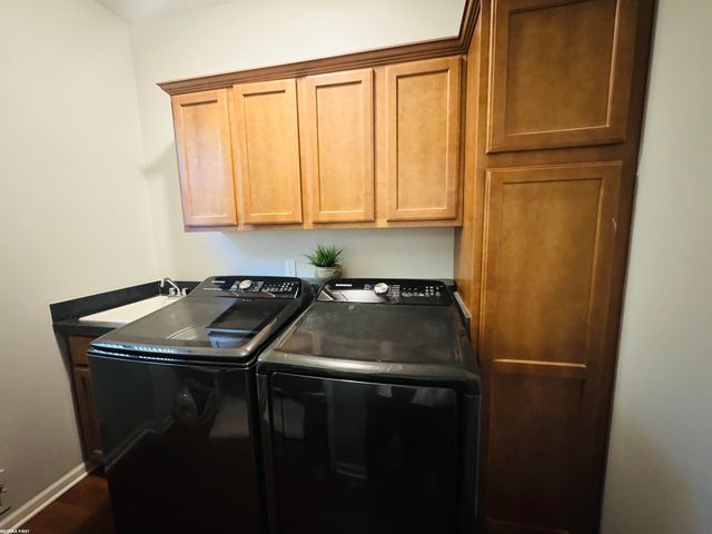 6037 Trailside Drive, Washington, MI 48094