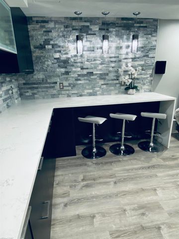 6037 Trailside Drive, Washington, MI 48094