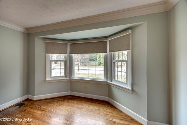 209 Fairfax Ave APT 1, Louisville, KY 40207