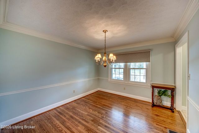 209 Fairfax Ave APT 1, Louisville, KY 40207