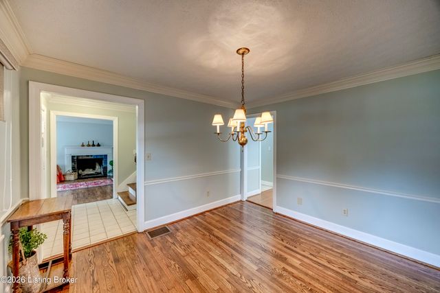 209 Fairfax Ave APT 1, Louisville, KY 40207