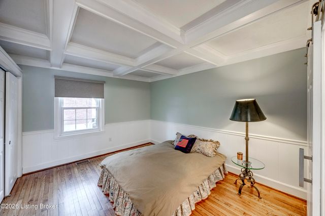 209 Fairfax Ave APT 1, Louisville, KY 40207