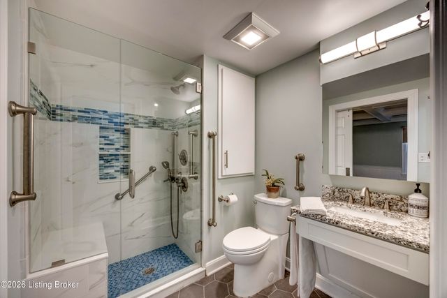 209 Fairfax Ave APT 1, Louisville, KY 40207