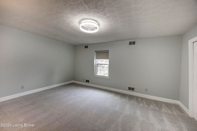 209 Fairfax Ave APT 1, Louisville, KY 40207