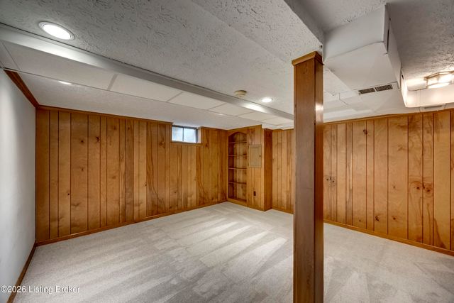 209 Fairfax Ave APT 1, Louisville, KY 40207