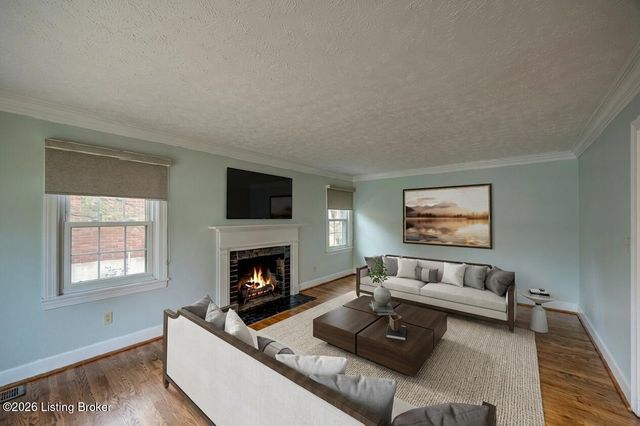 209 Fairfax Ave APT 1, Louisville, KY 40207