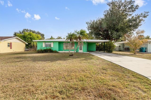 565 READING STREET NW, Port Charlotte, FL 33952